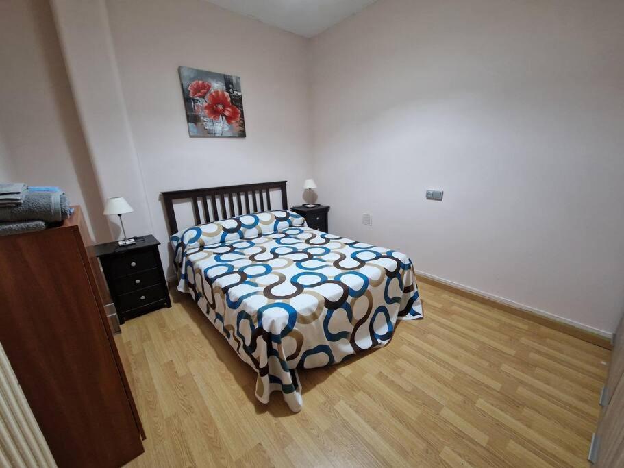 Piso En Estacion De Monforte De Lemos Daire Dış mekan fotoğraf